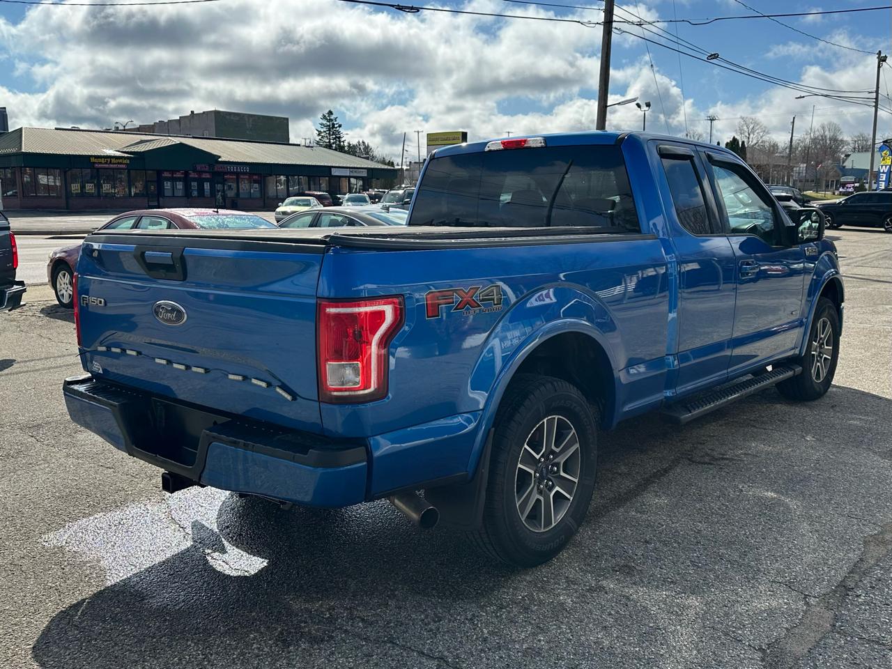 Ford F-150 XLT SuperCab Short Box 4WD 2016