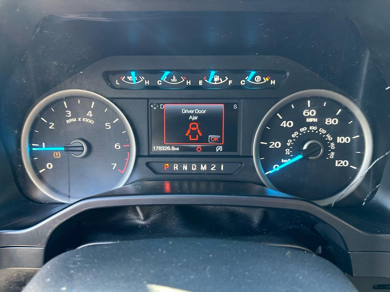 Ford F-150 XLT SuperCab Short Box 4WD 2016