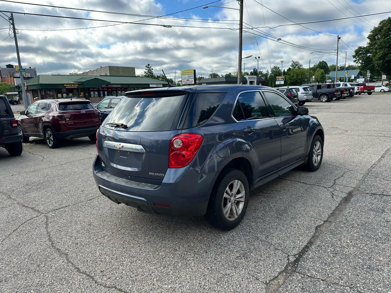 Chevrolet Equinox LS 2WD 2013