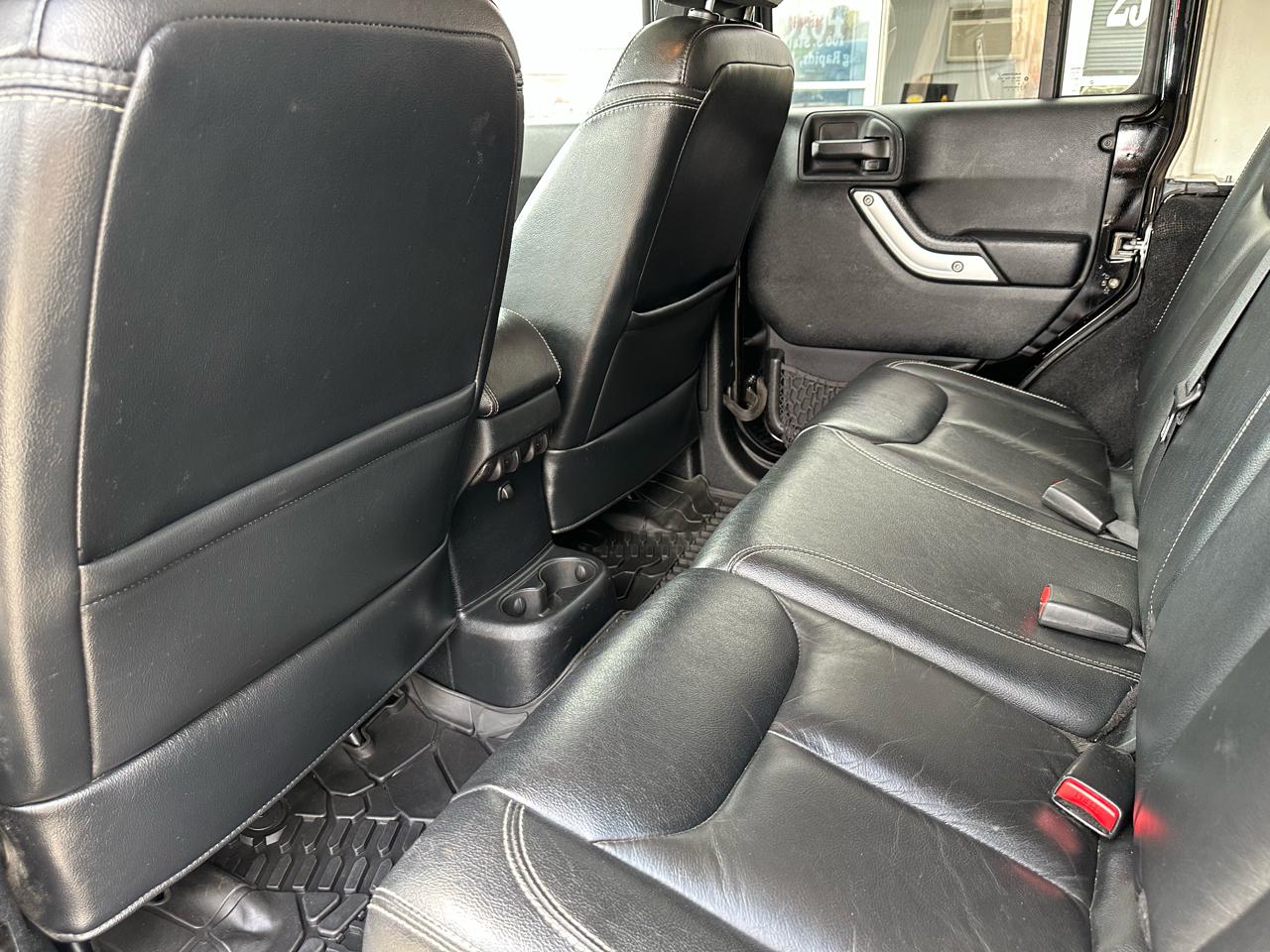 Jeep Wrangler Unlimited Rubicon 4WD 2015