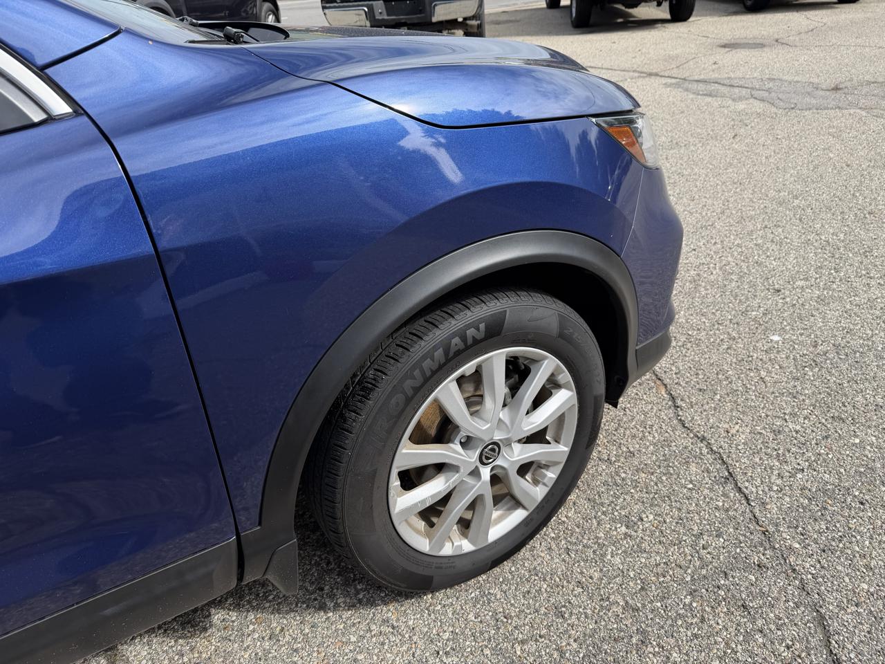 Nissan Rogue Sport SV AWD 2022