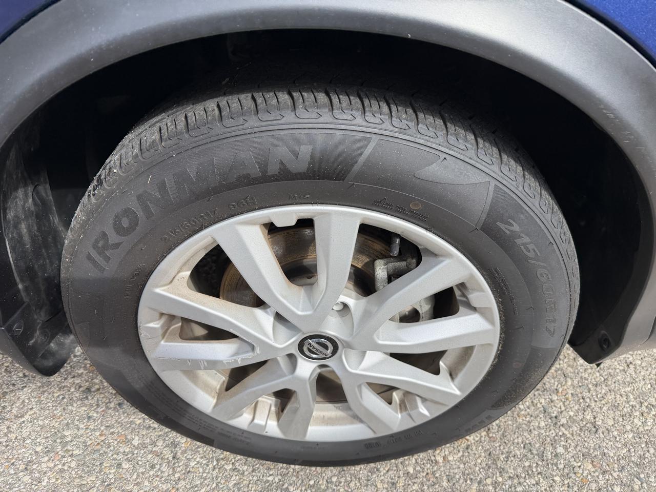 Nissan Rogue Sport SV AWD 2022