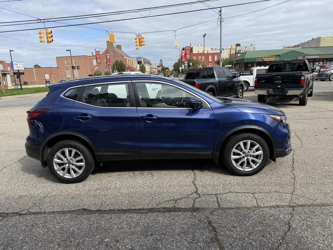 Nissan Rogue Sport SV AWD 2022