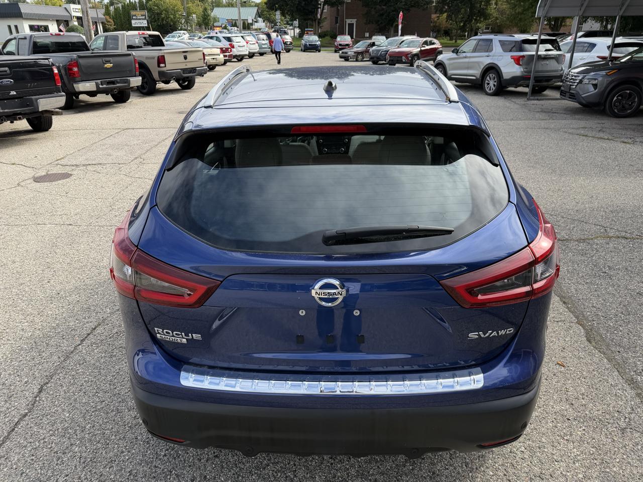 Nissan Rogue Sport SV AWD 2022