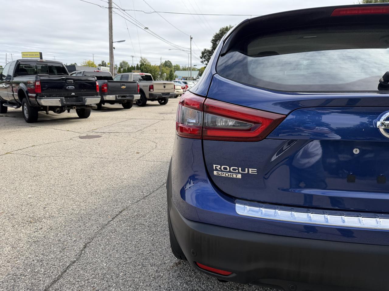 Nissan Rogue Sport SV AWD 2022