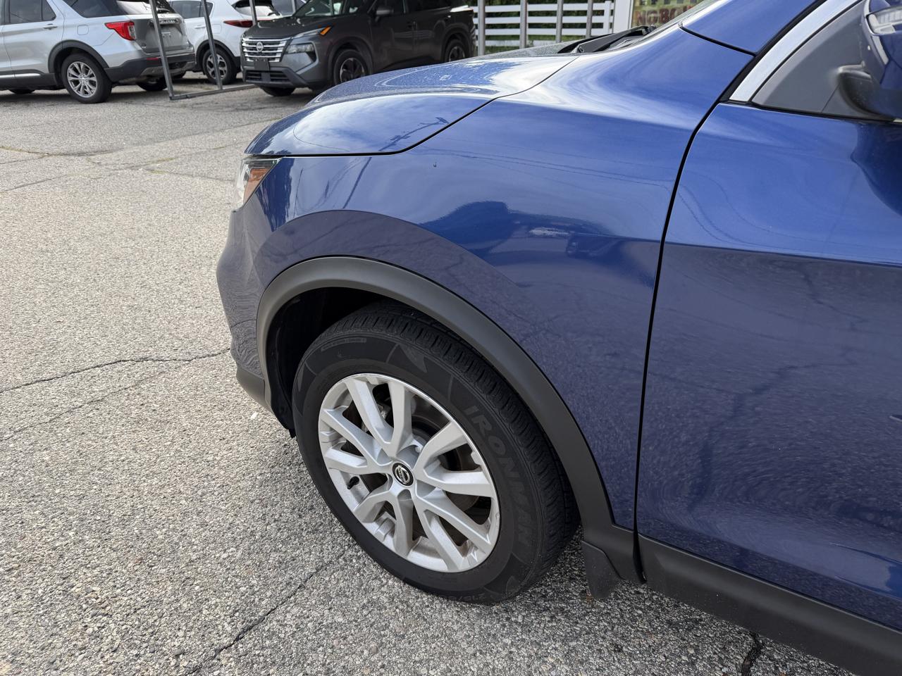 Nissan Rogue Sport SV AWD 2022