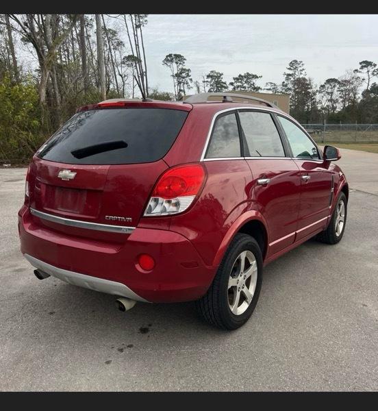 Chevrolet Captiva Sport 1LT FWD 2012