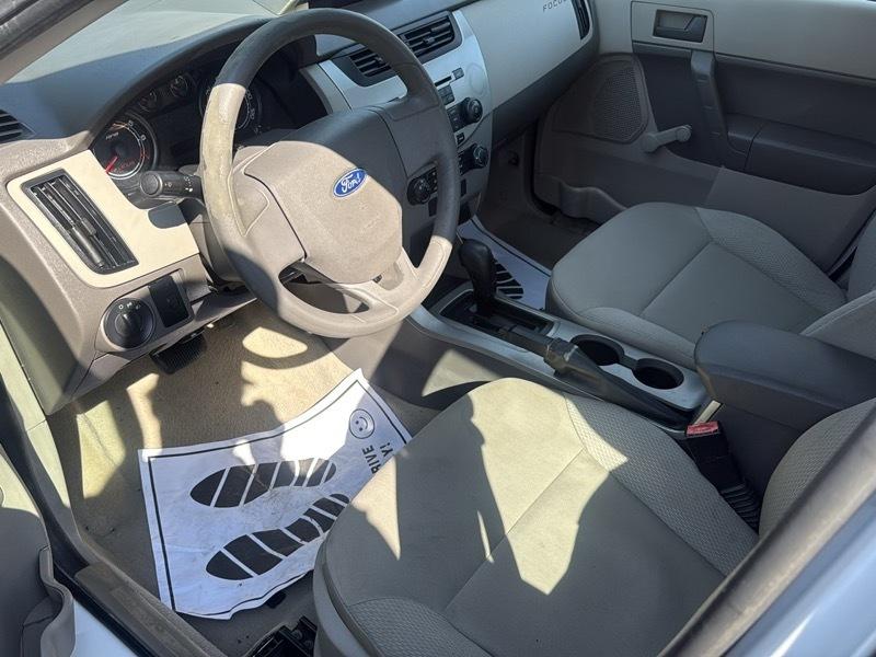 Ford Focus S Sedan 2008