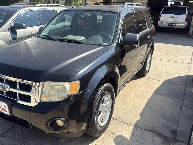 Ford Escape XLT FWD 2012