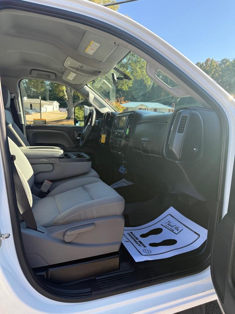 Chevrolet Silverado Medium Duty  2019