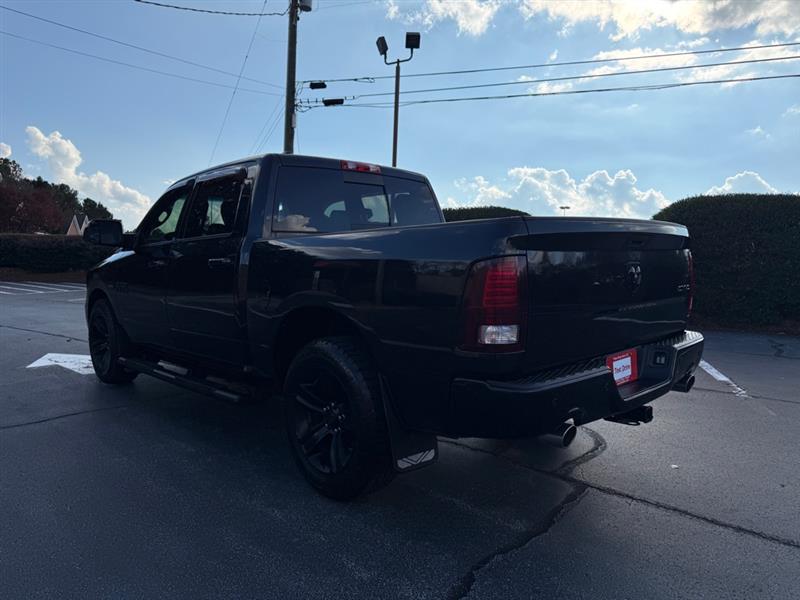 RAM 1500 Sport Crew Cab SWB 4WD 2016