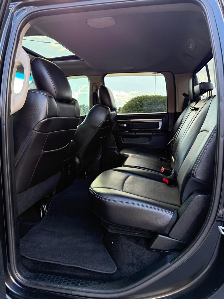 RAM 1500 Sport Crew Cab SWB 4WD 2016