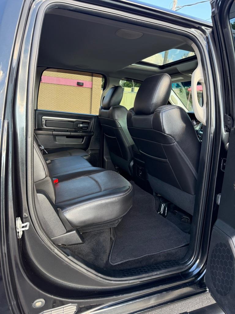 RAM 1500 Sport Crew Cab SWB 4WD 2016