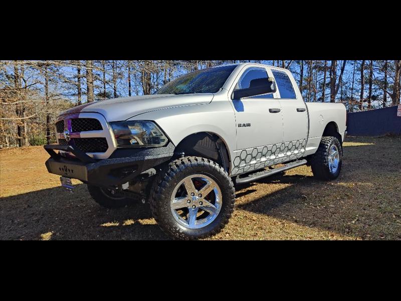 RAM 1500 Tradesman Quad Cab 4WD 2017