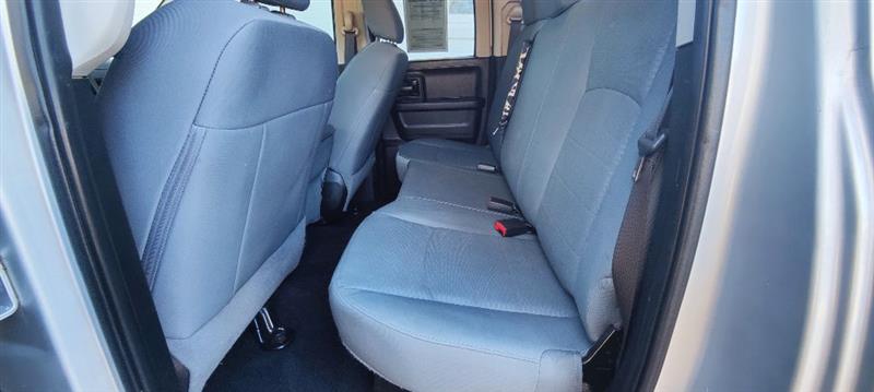 RAM 1500 Tradesman Quad Cab 4WD 2017