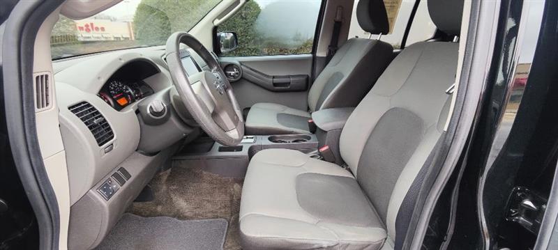 Nissan Xterra S 2WD 2011