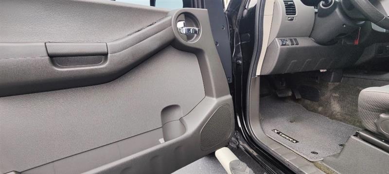 Nissan Xterra S 2WD 2011