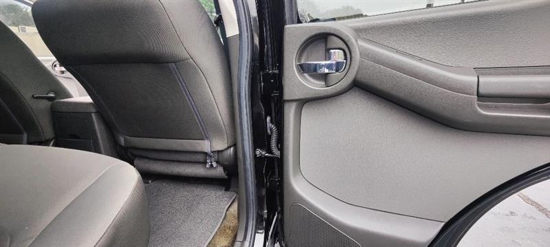 Nissan Xterra S 2WD 2011