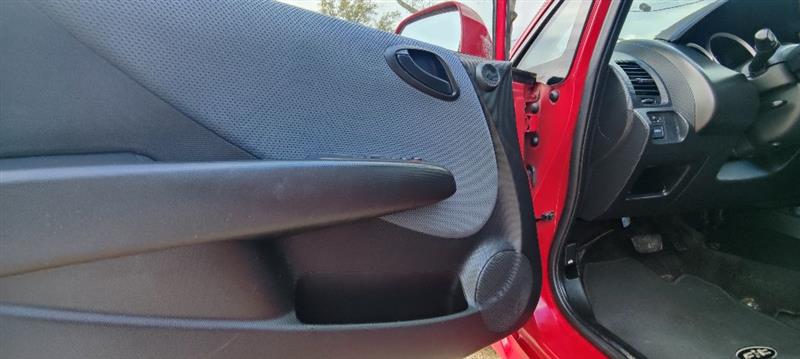 Honda Fit Sport 5-Speed AT 2007