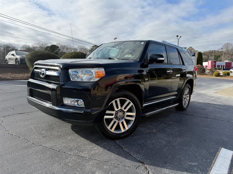 Toyota 4Runner SR5 2WD 2011