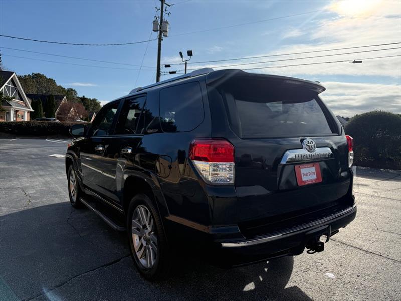 Toyota 4Runner SR5 2WD 2011