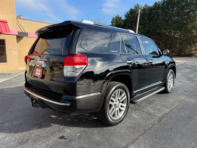 Toyota 4Runner SR5 2WD 2011