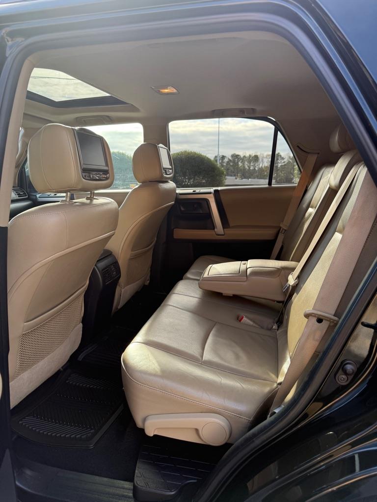 Toyota 4Runner SR5 2WD 2011