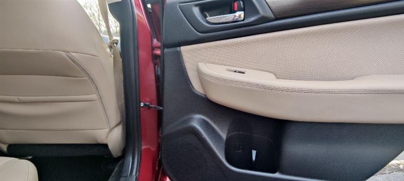 Subaru Legacy 2.5i Limited 2015