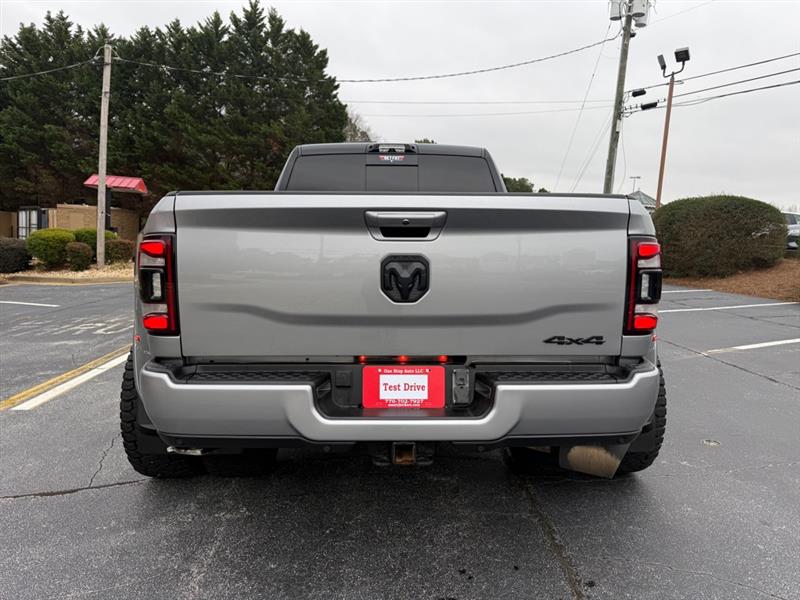 RAM 3500 Limited Mega Cab 4WD DRW 2022