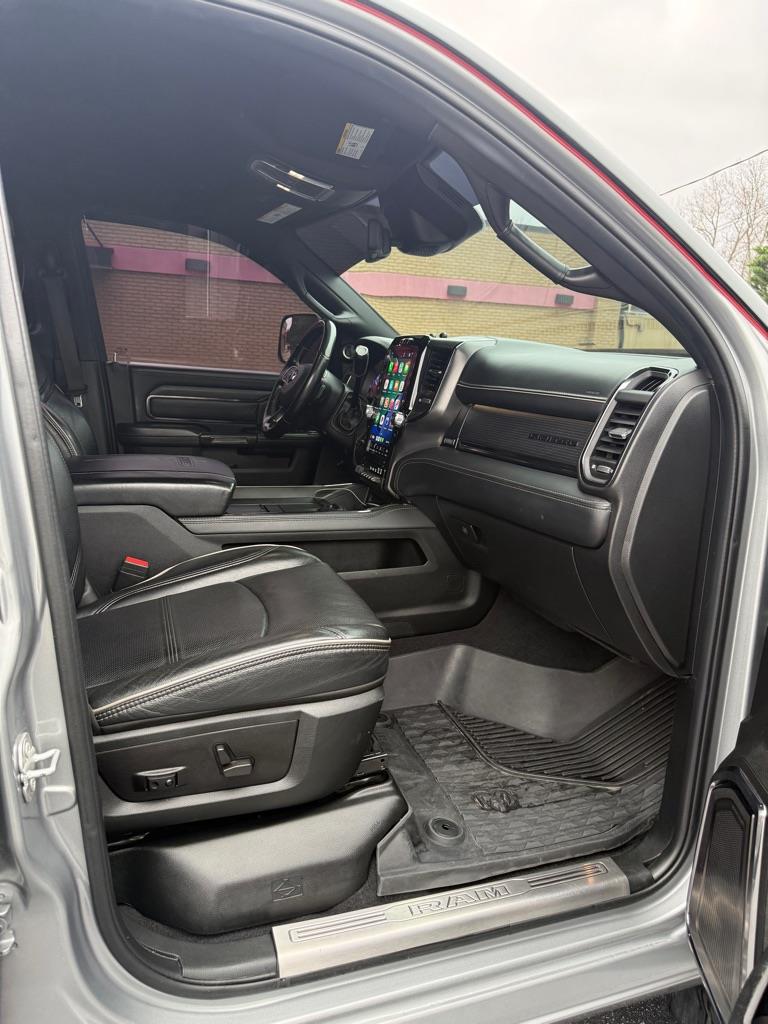 RAM 3500 Limited Mega Cab 4WD DRW 2022