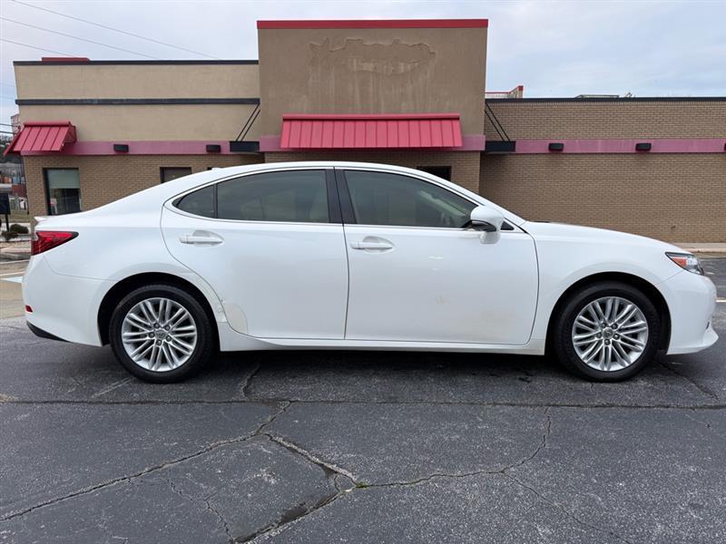 Lexus ES 350 Sedan 2015