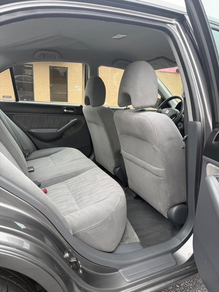 Honda Civic LX Sedan AT 2005