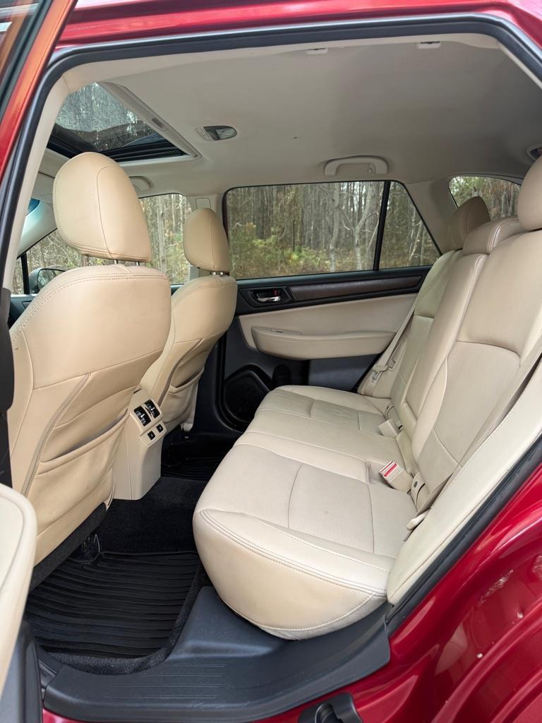 Subaru Outback 2.5i Limited 2015