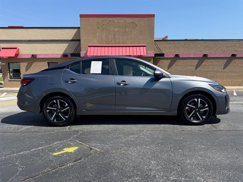 Nissan Sentra SV 2025