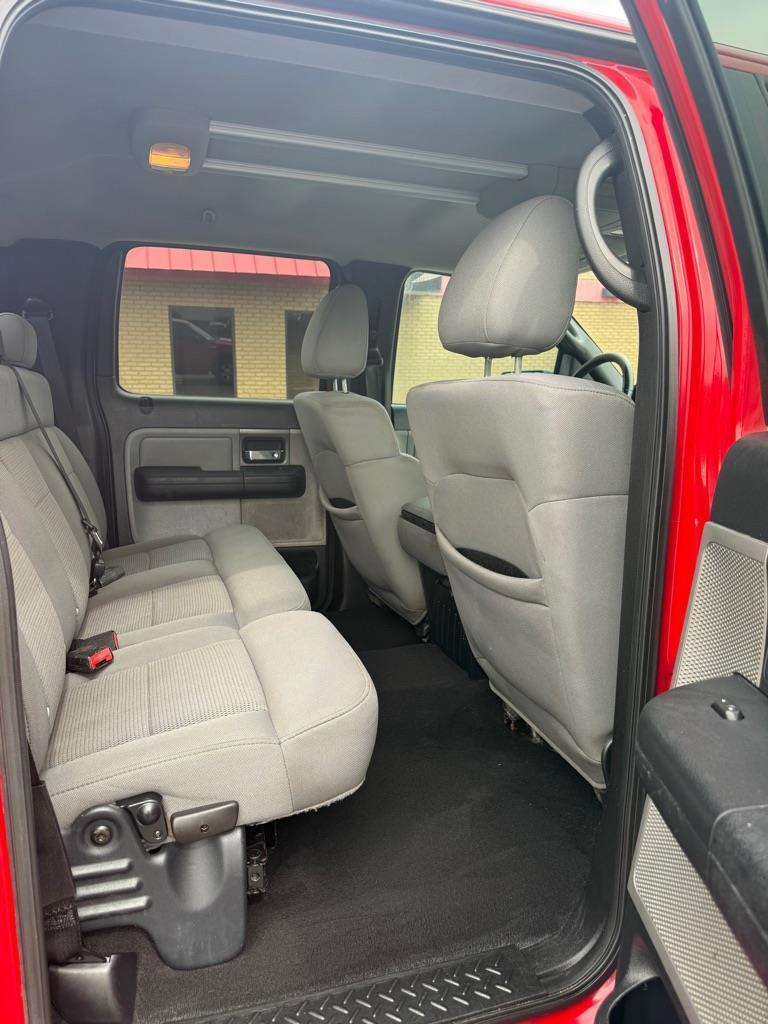 Ford F-150 XLT SuperCrew 4WD 2004