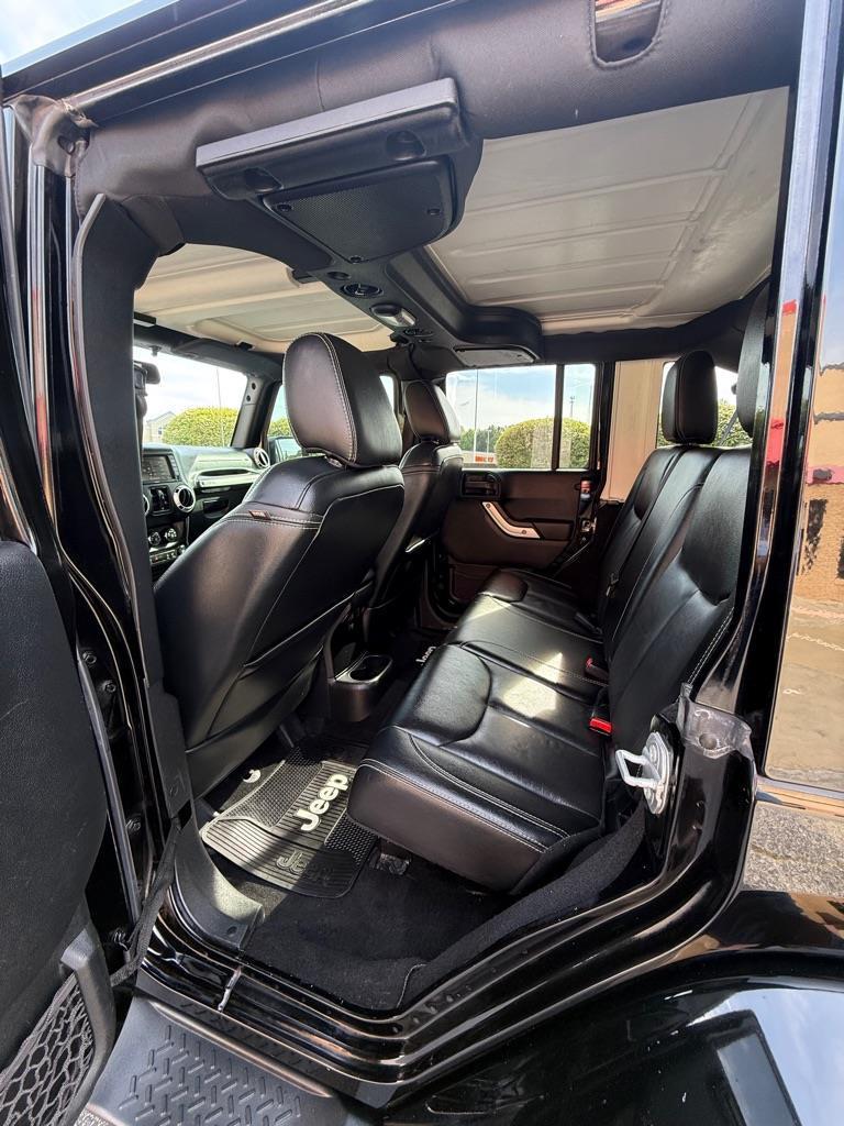 Jeep Wrangler Unlimited Sahara 4WD 2016