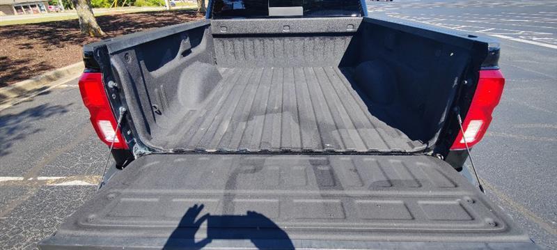 Chevrolet Silverado 1500 High Country Crew Cab Long Box 4WD 2018