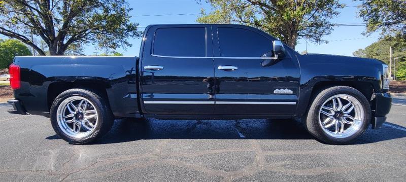 Chevrolet Silverado 1500 High Country Crew Cab Long Box 4WD 2018