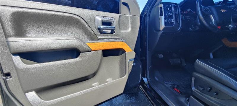 Chevrolet Silverado 1500 High Country Crew Cab Long Box 4WD 2018