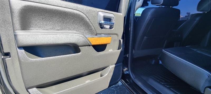 Chevrolet Silverado 1500 High Country Crew Cab Long Box 4WD 2018