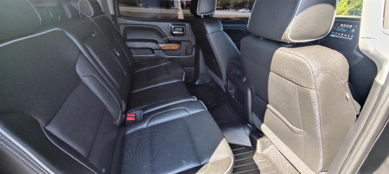 Chevrolet Silverado 1500 High Country Crew Cab Long Box 4WD 2018