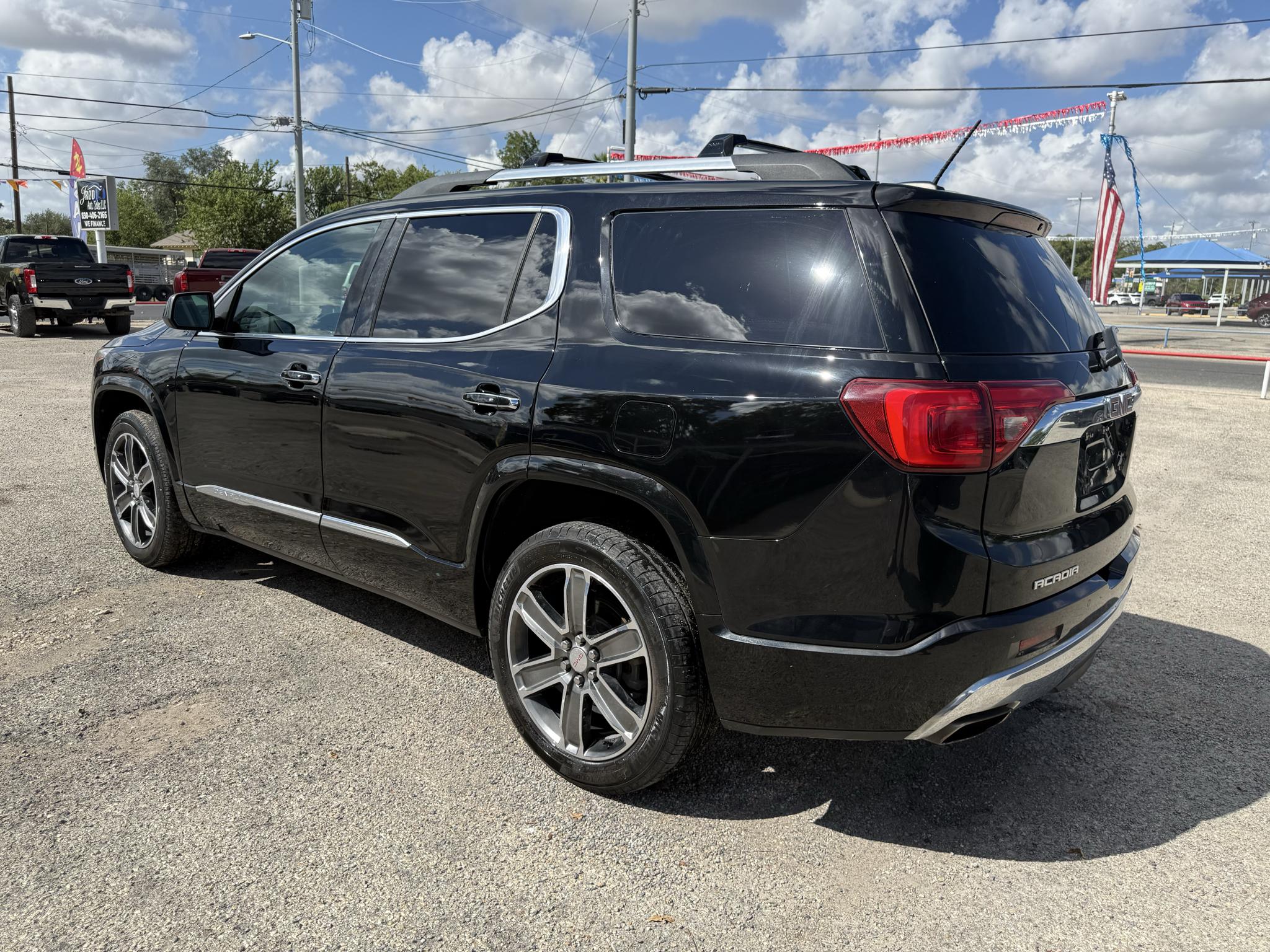 GMC Acadia Denali 2017