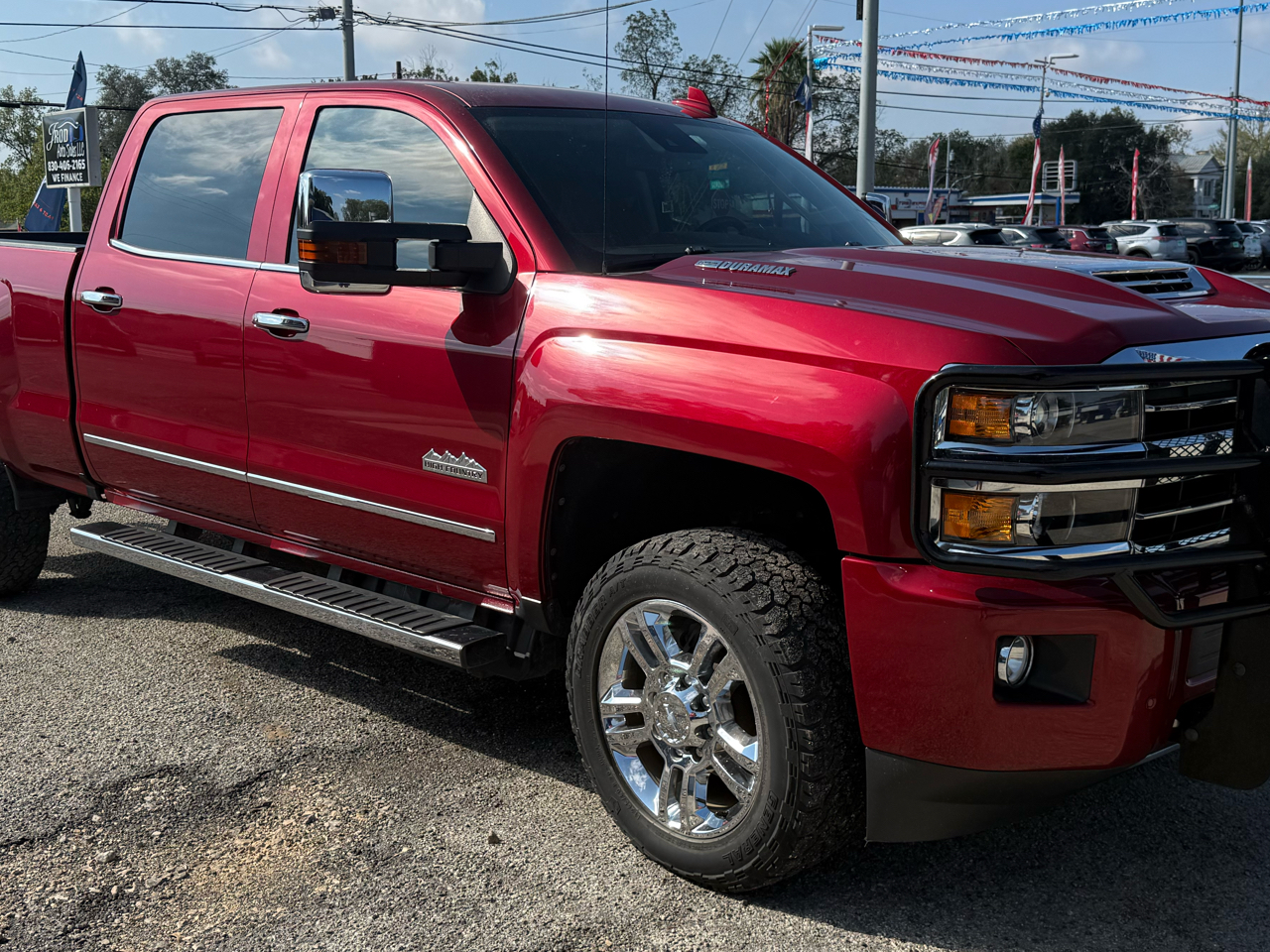 2019 Chevrolet Silverado 2500HD High Country Crew Cab Short Box 4WD