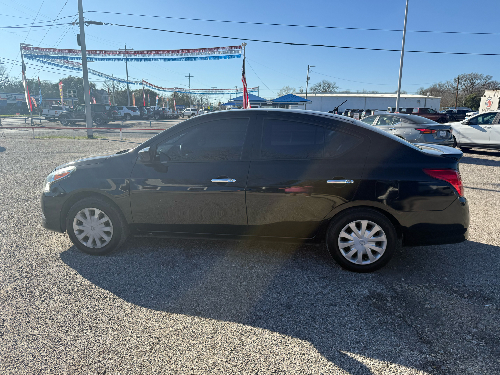Nissan Versa 1.6 S 5M 2019