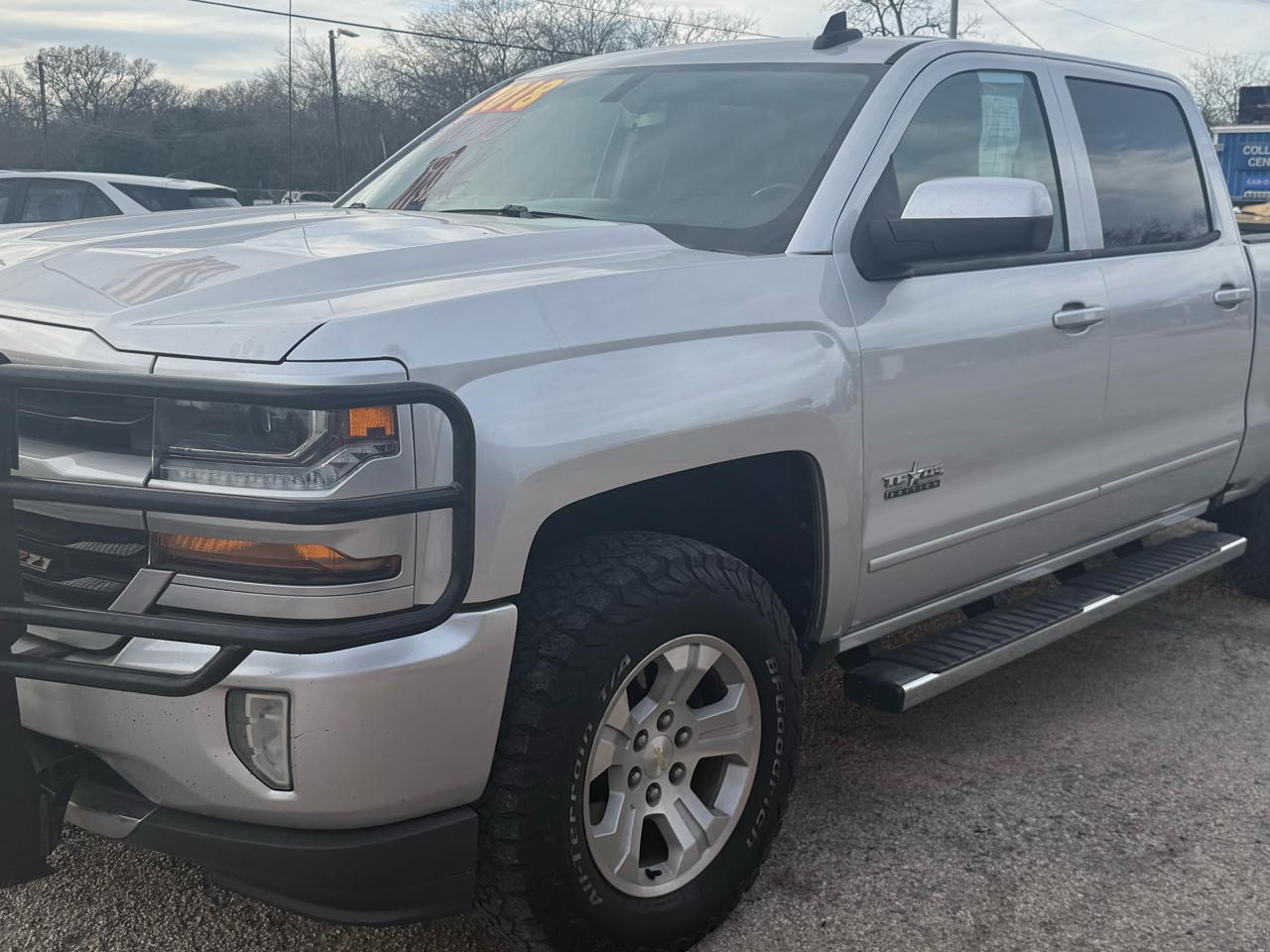 Chevrolet Silverado 1500 LT Z71 Crew Cab 4WD 2018