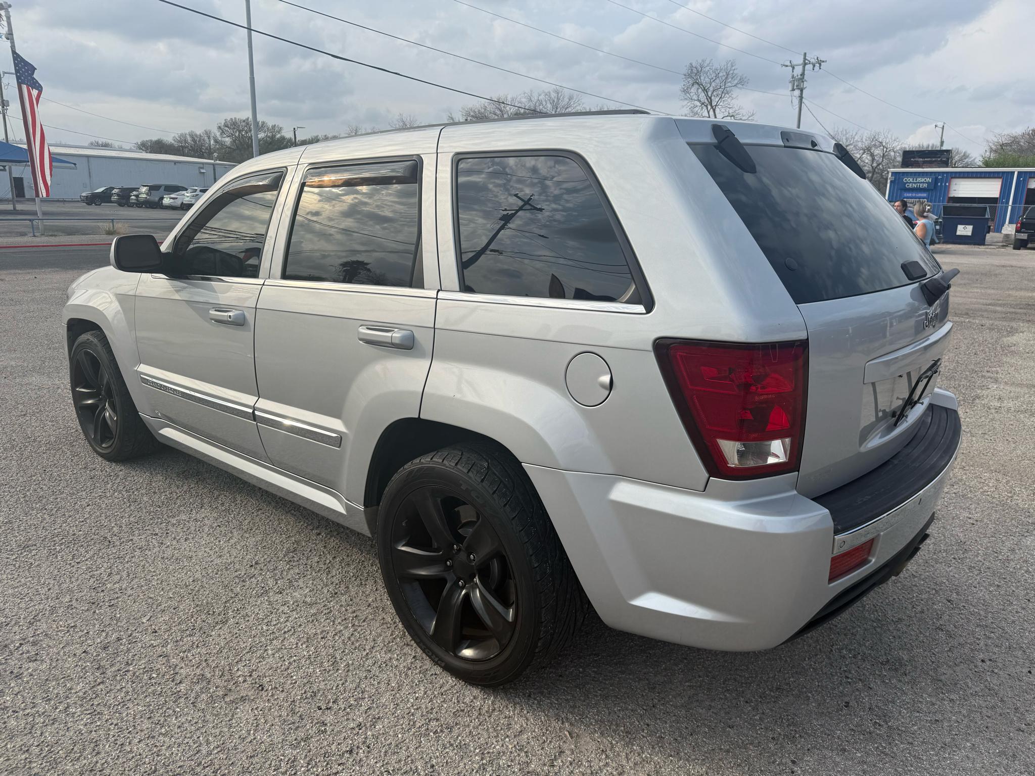 Jeep Grand Cherokee SRT-8 2006