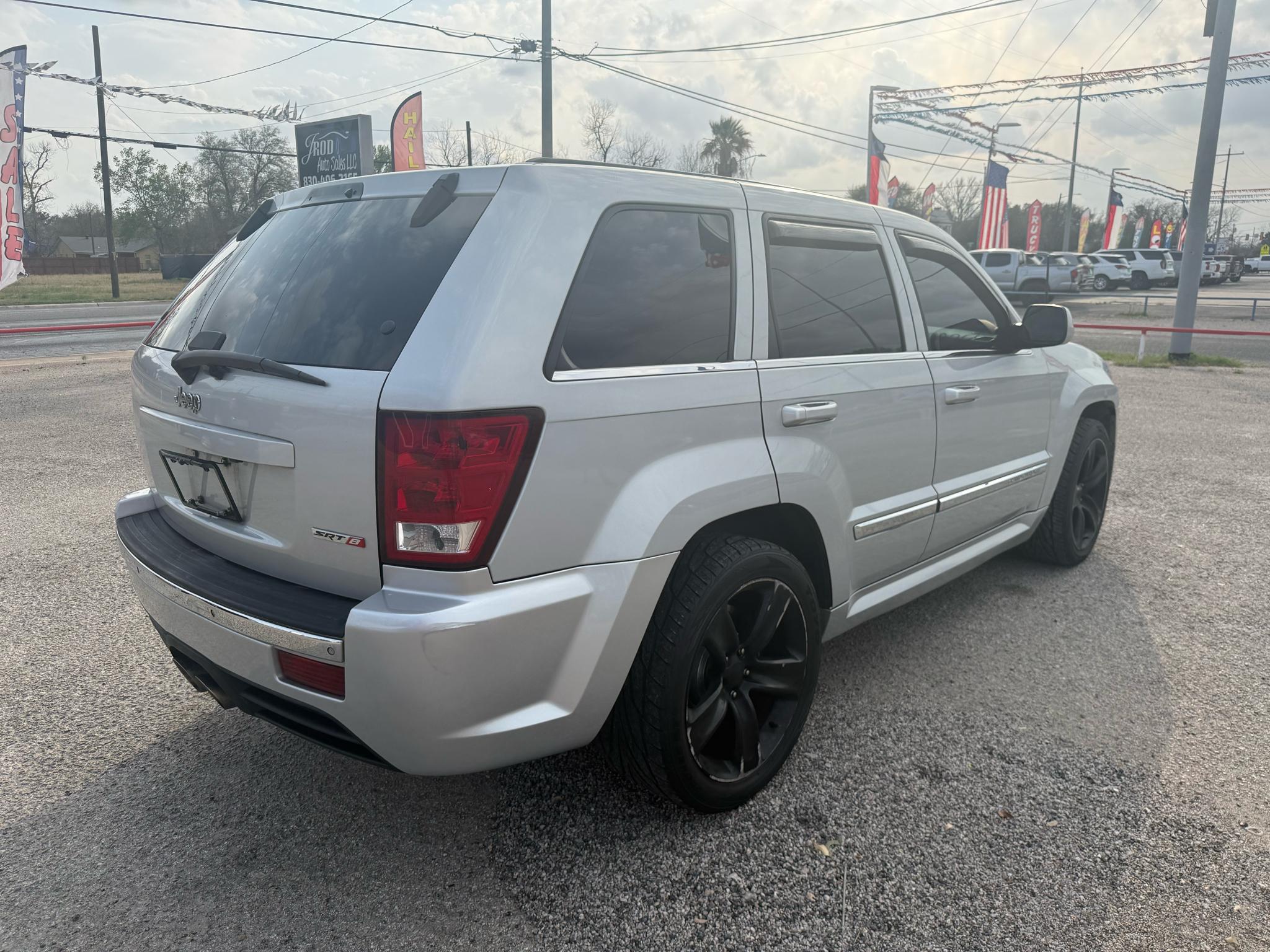 Jeep Grand Cherokee SRT-8 2006