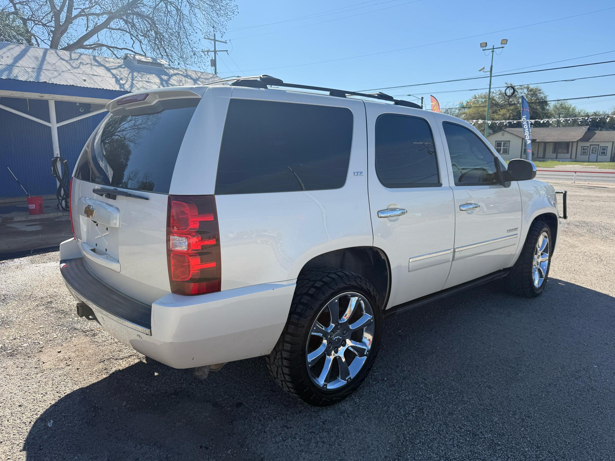 Chevrolet Tahoe LTZ 4WD 2013