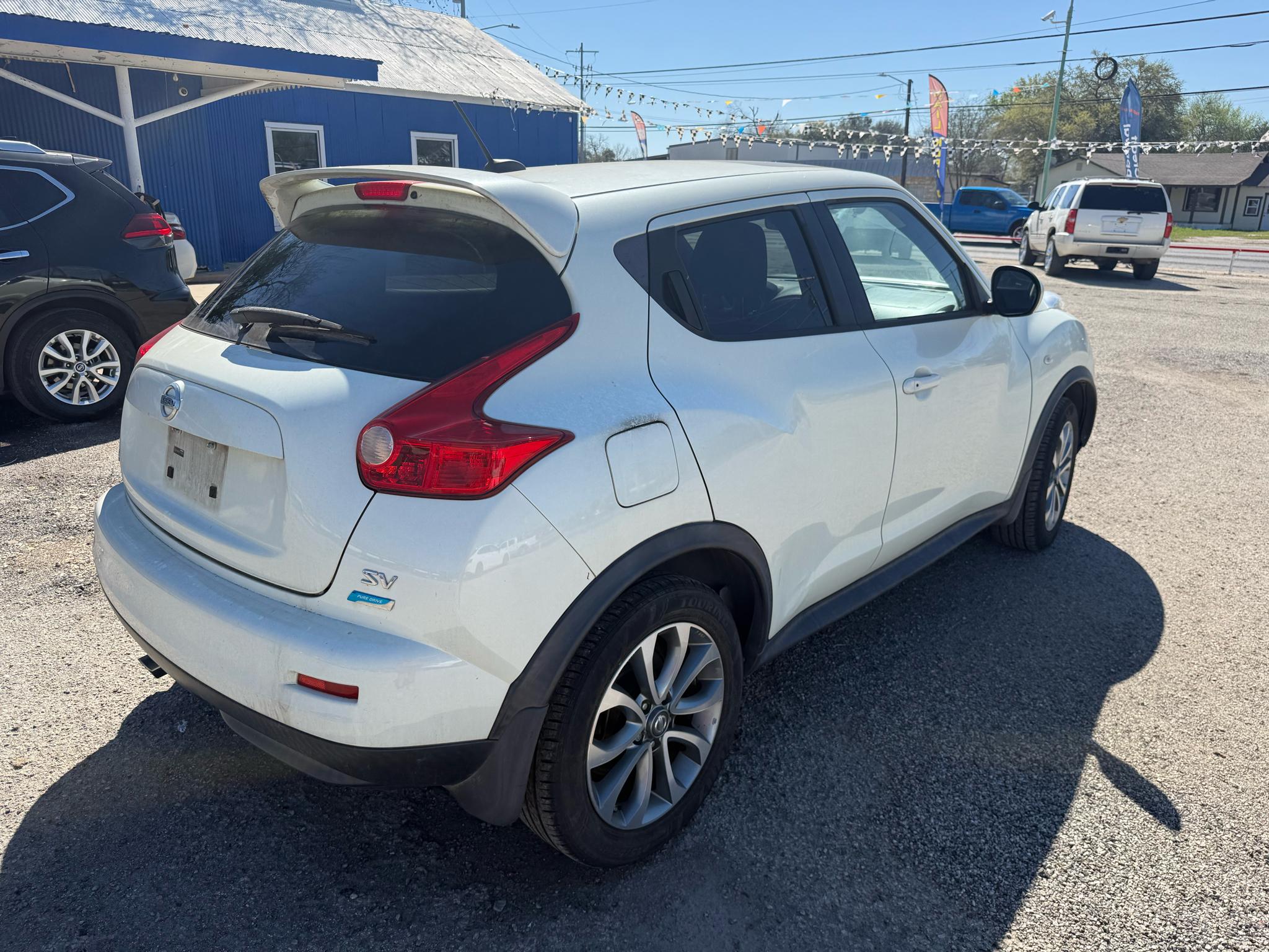 Nissan Juke S FWD 2012