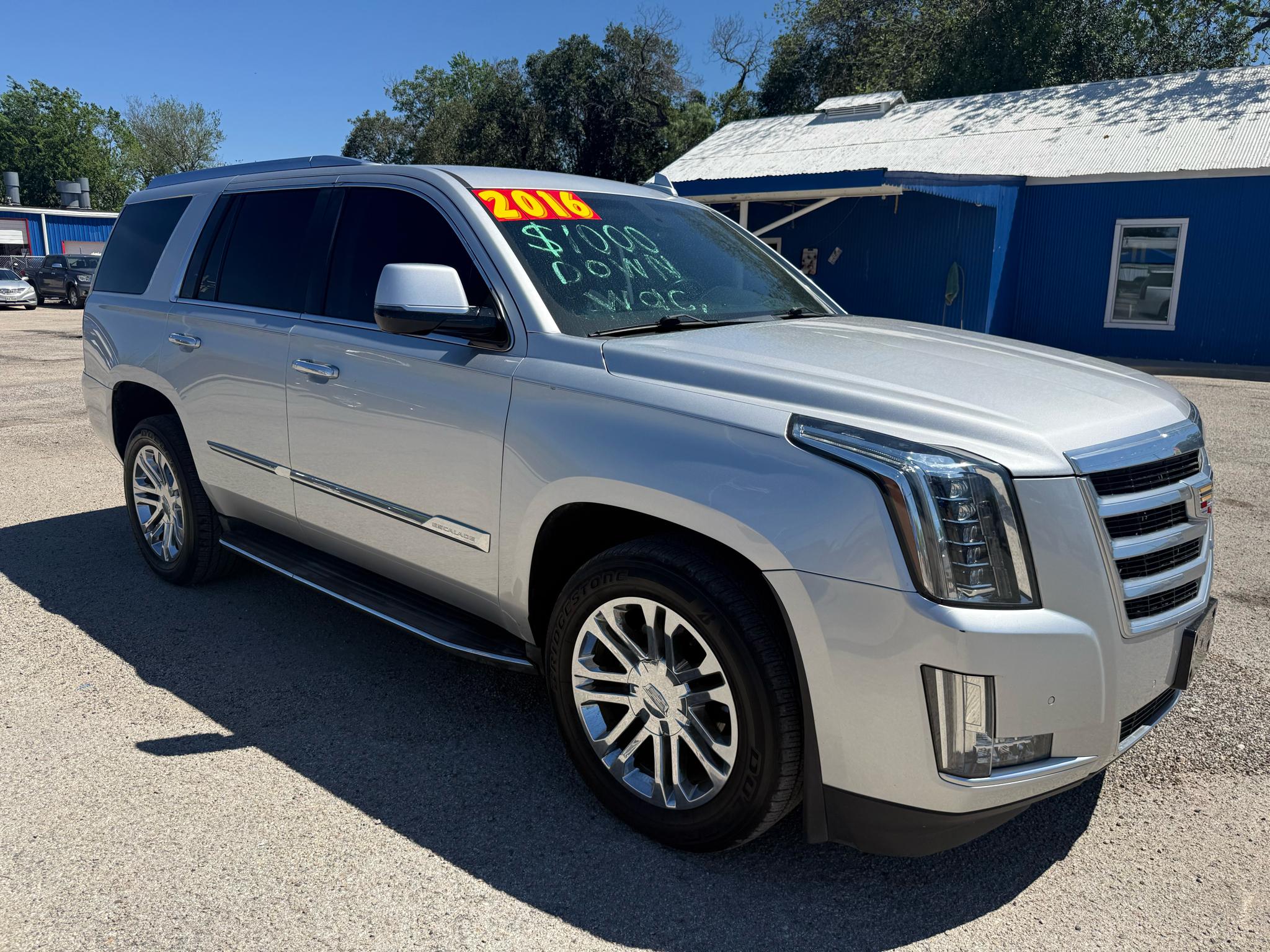 Cadillac Escalade Standard 2WD 2016